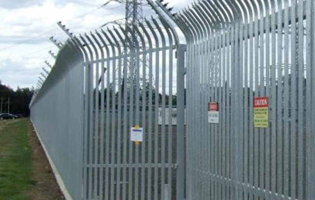 Triple point palisade jagfence